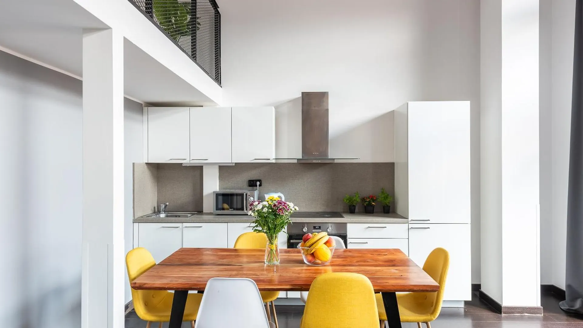 Duplex Apartment With 3 Bedrooms 프라하 체코
